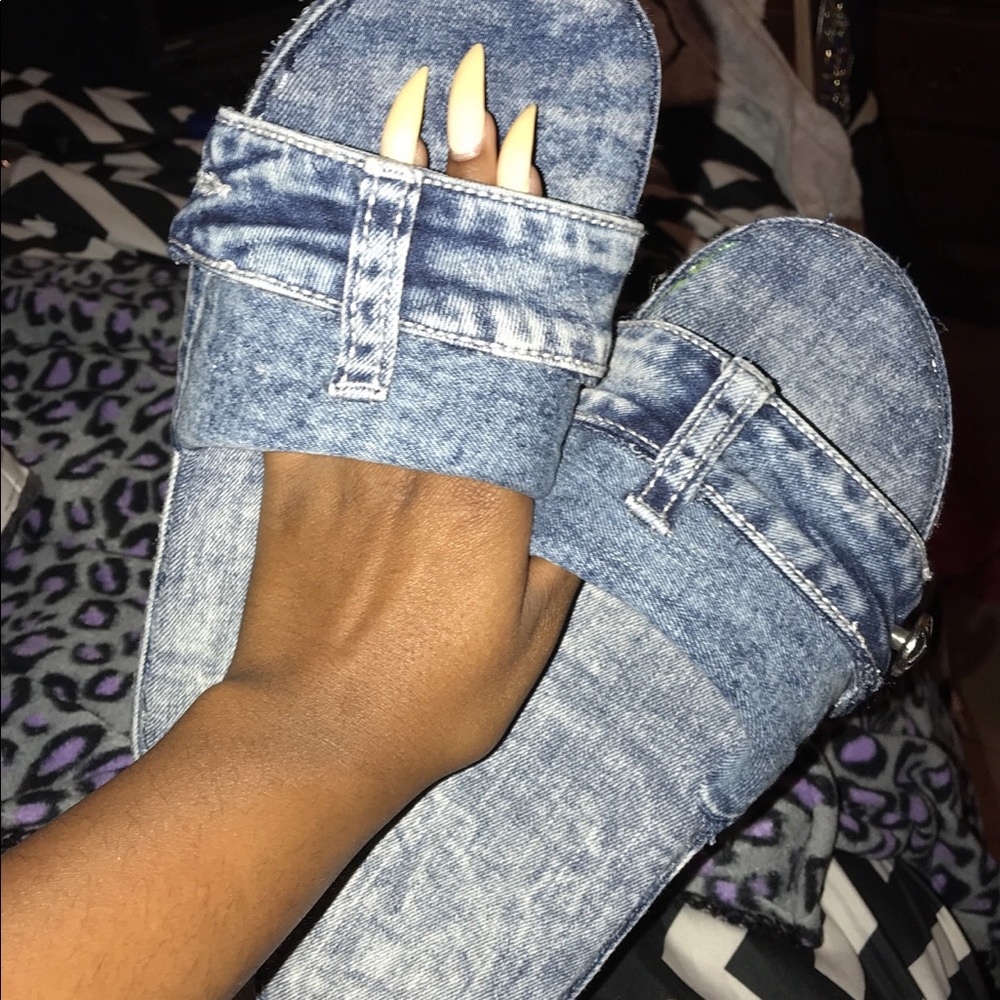 Custom Made Denim Slides😍😍😍